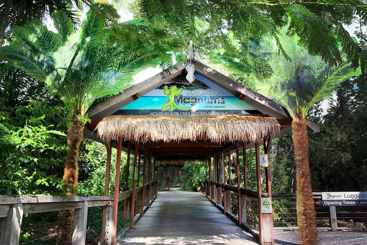 Airlie Beach Magnums - Adults Only Australia