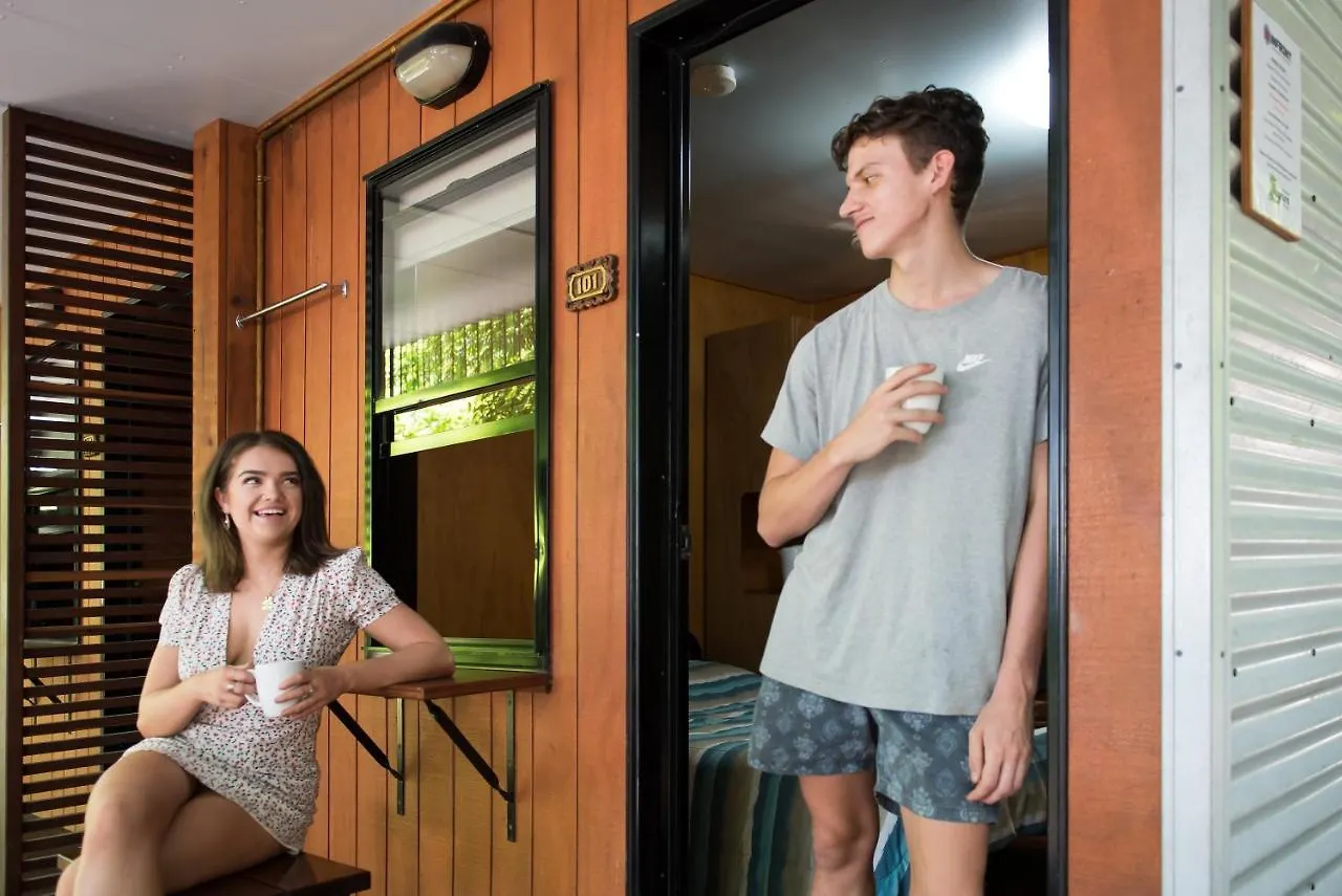 Airlie Beach Magnums - Adults Only Australia