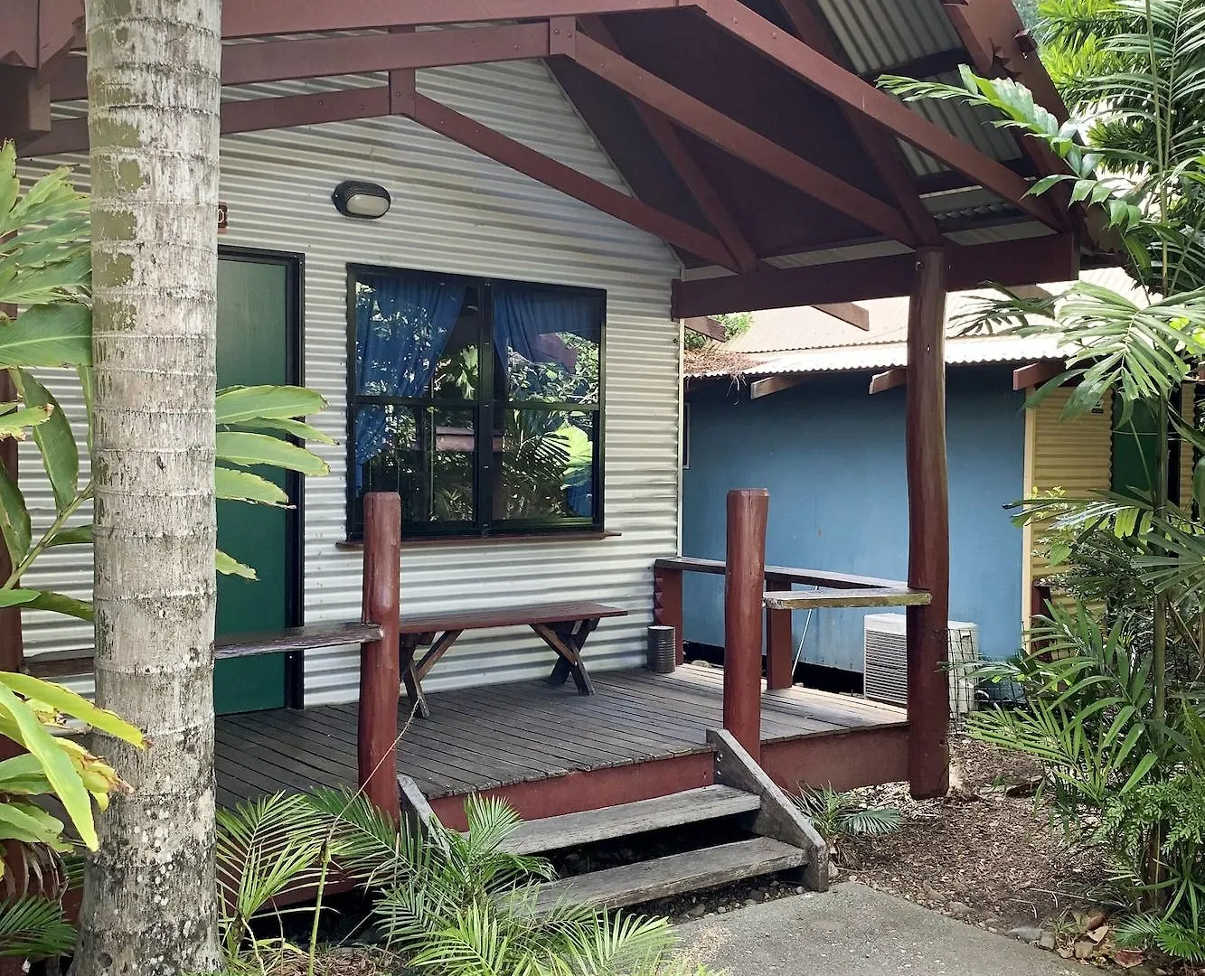 Airlie Beach Magnums - Adults Only 3*, Airlie Beach Australia