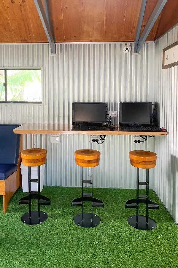 Airlie Beach Magnums - Adults Only 3*, Airlie Beach Australia